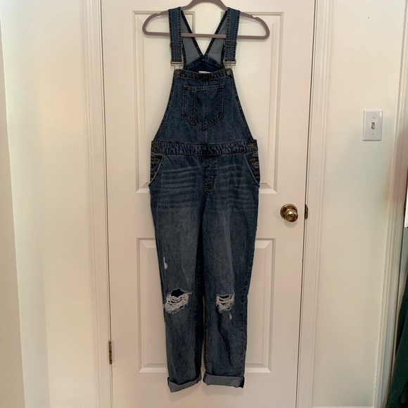 SO Juniors Destructed Mom Overalls, size L - Picture 2 of 12
